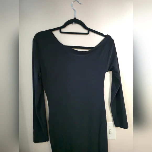 Norma Kamali Black Norma KamaliLong Sleeve Drop Shoulder Fishtail Dress - Picture 7 of 12